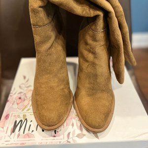 Size 7 Camel Colored Slouch Boot